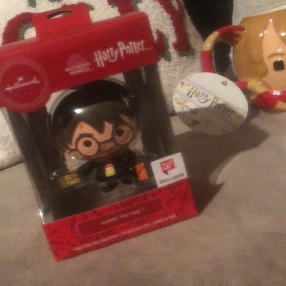 Harry Potter Christmas Bundle! - Picture 5 of 11